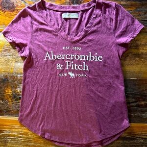 Abercrombie & Fitch T-shirt